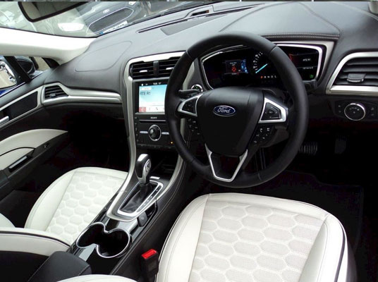 The All New Ford Mondeo Vignale Hybrid Manager's Review.